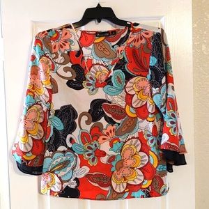 NWOT 70s-tastic blouse